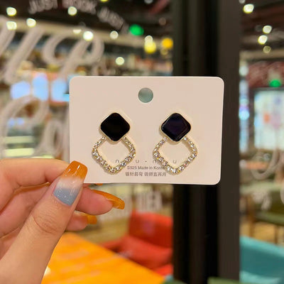 Lightweight Rhombus Earrings for Women