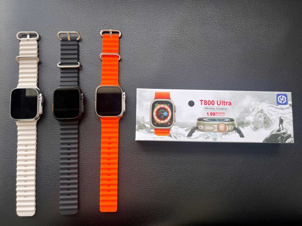 T800 smartwatch with 7 interchangeable straps
